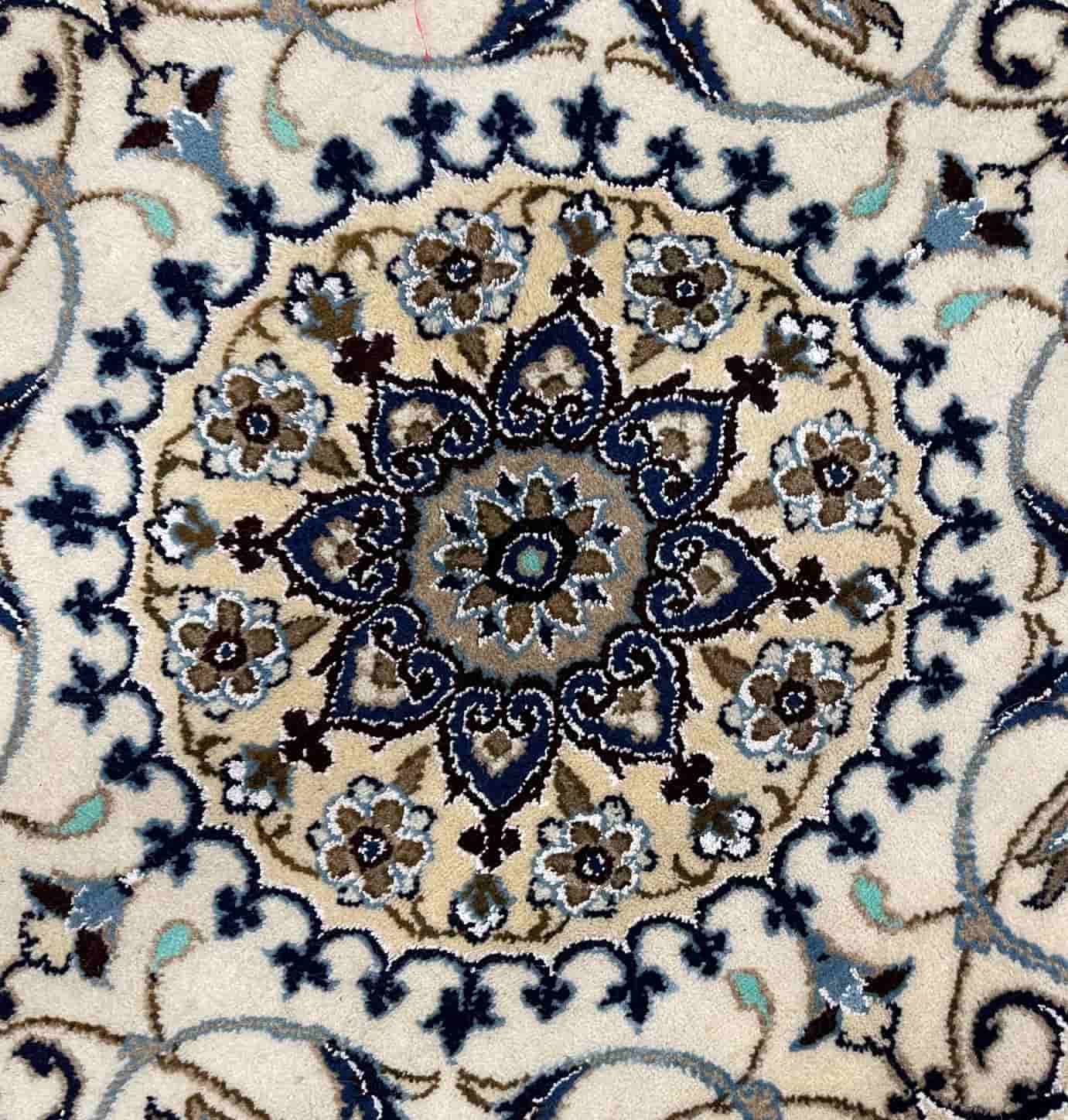 Handmade Persian Round Rug - heavenonearthimports.co.uk